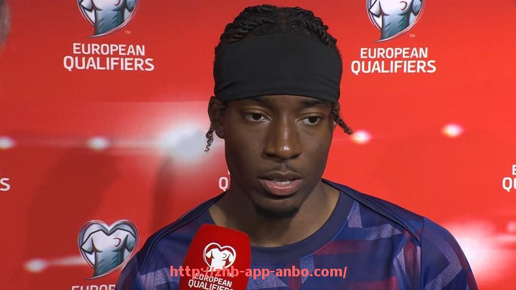 安博体育app下载-足球CBA大飞哥微博号：知名球员的社交媒体动态